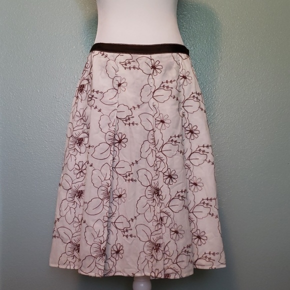 Lands' End Dresses & Skirts - Land's End Embroidered Skirt